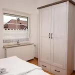 Schoenfelder By Interhome Norddeich (Norden)
